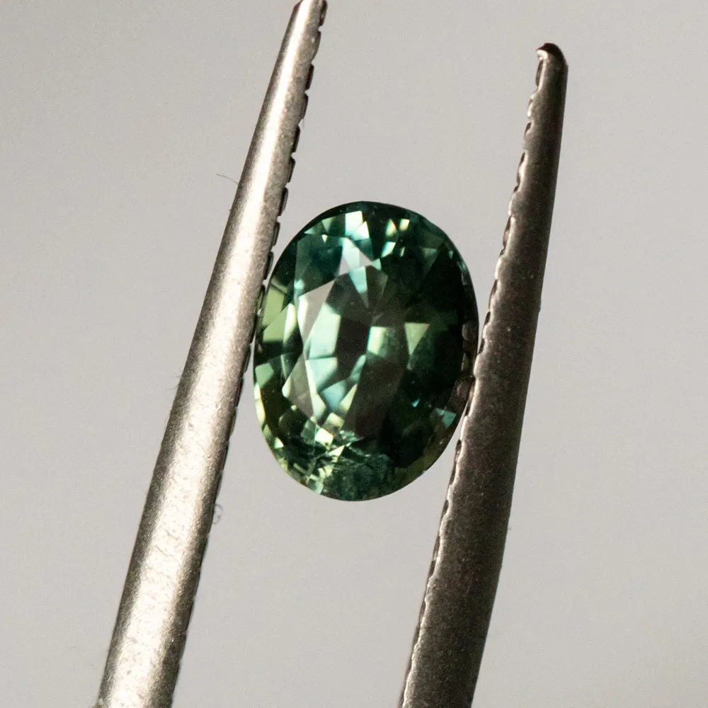 1.04CT OVAL MADAGASCAR SAPPHIRE, UNTREATED, MOSS GREEN, 6.71X4.98X3.83MM