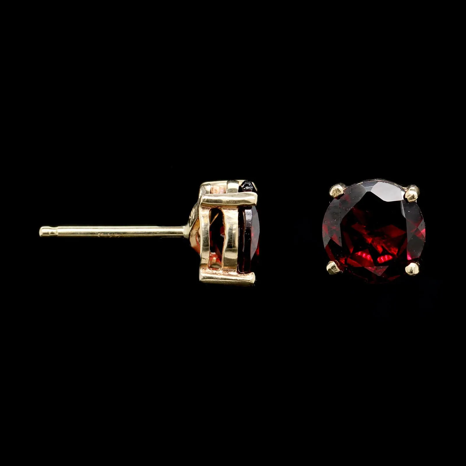 14K Yellow Gold Estate Garnet Stud Earrings