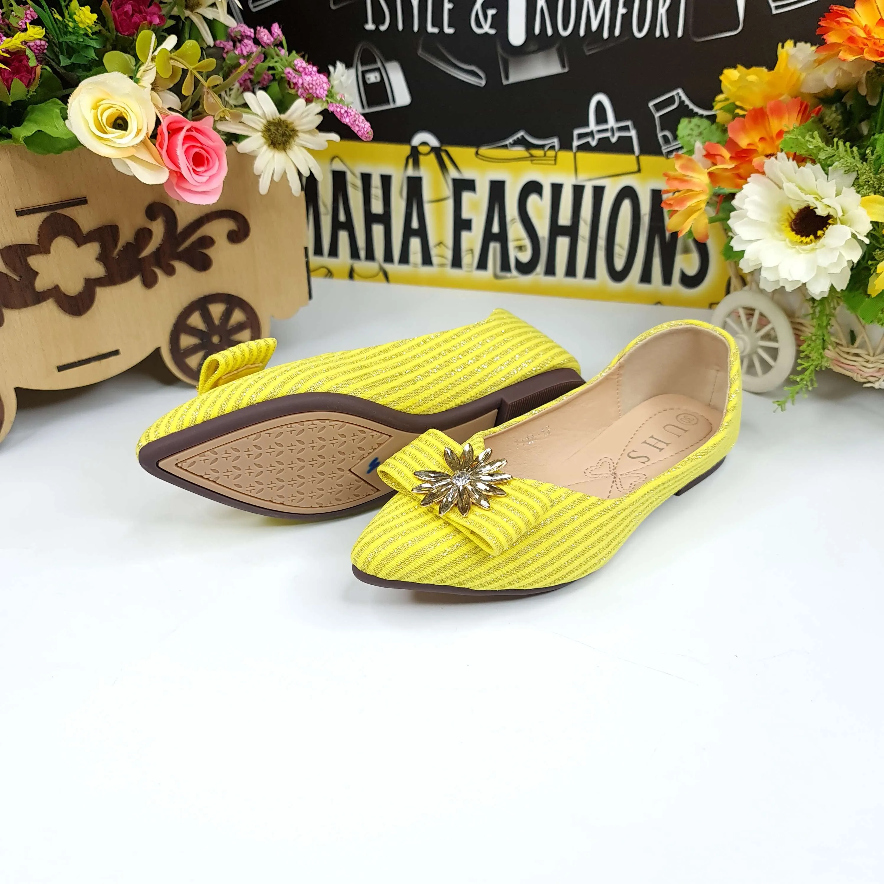 Kids Yellow Buckle Pumps