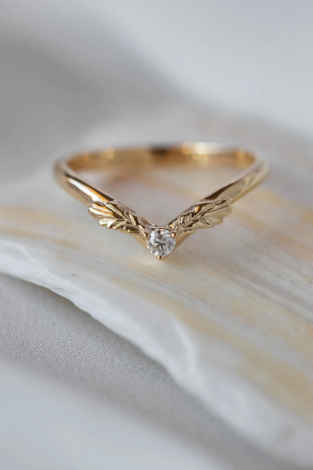 READY TO SHIP: Leaf wedding band in 14K yellow gold, moissanite, RING SIZE 7 US