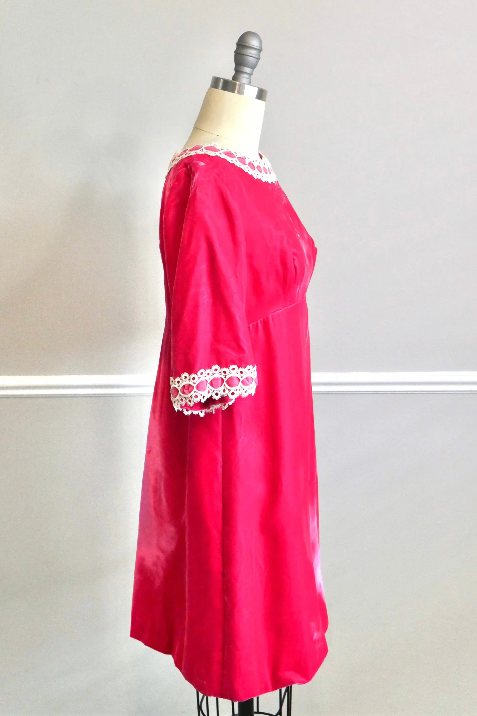 Vintage late 1960s Hot Pink Velvet Mini Dress / retro babydoll empire waist party holiday scooter dress size XS S